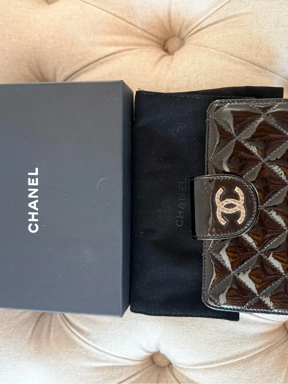 Authentic Chanel Brilliant Collection French Bifold Wallet -Medium Full Set